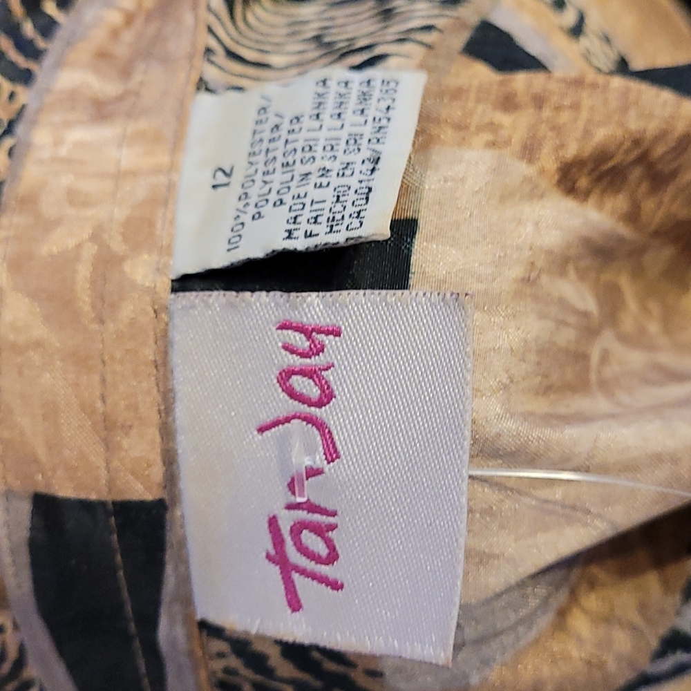 Tanjay Button Up Collared Long Sleeve Blouse Geom… - image 7